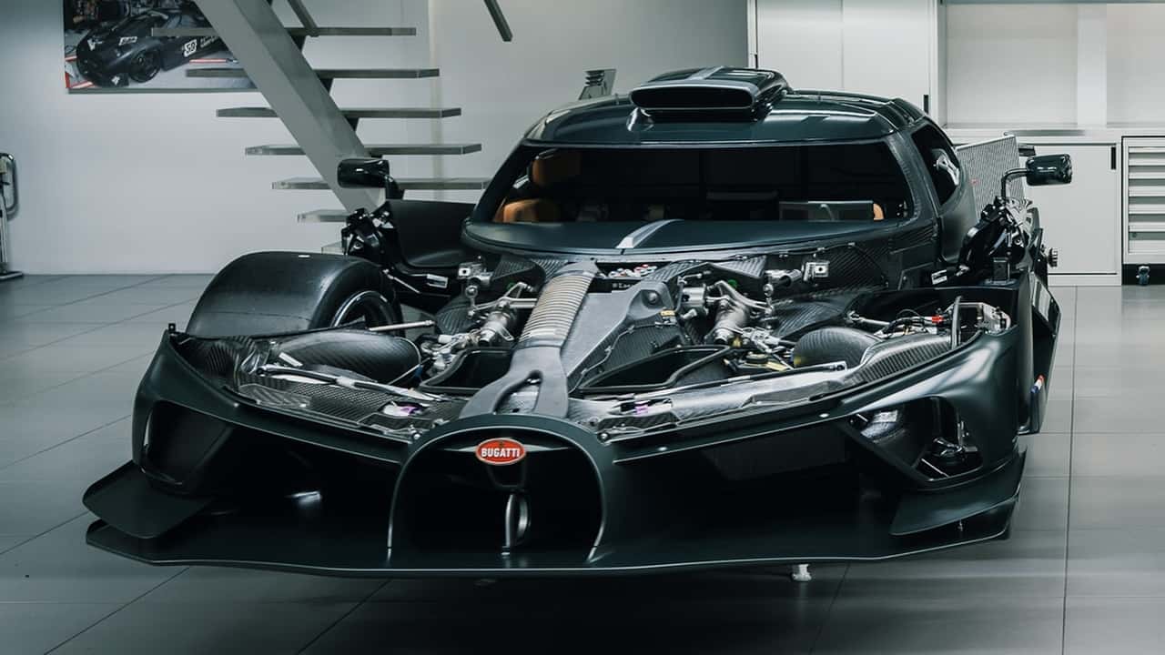 Bugatti Bolide: El Monstruo Definitivo de Pista con W16 Ahora Es Legal en Carretera, Cortesía de Lanzante